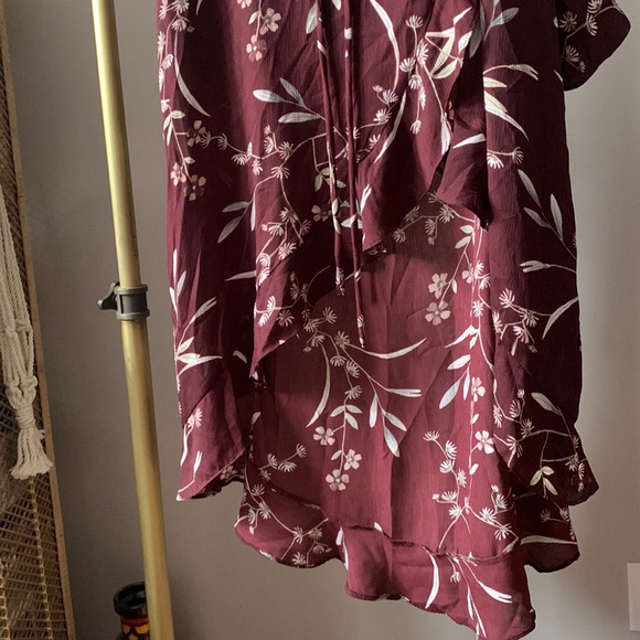 Lulus Burgundy Floral Wrap Maxi Dress High Low Flutter Sleeve Size XL - Picture 7 of 8